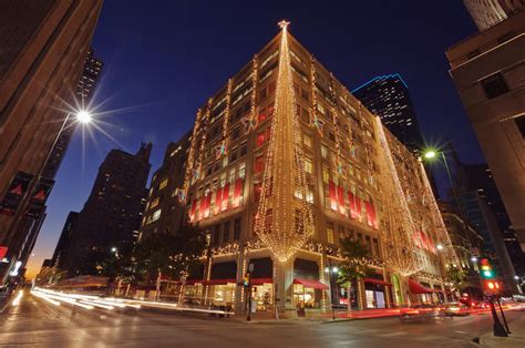 Neiman Marcus Flagship Store: A Dallas Experience of Retail Luxury and Architectural Marvel!