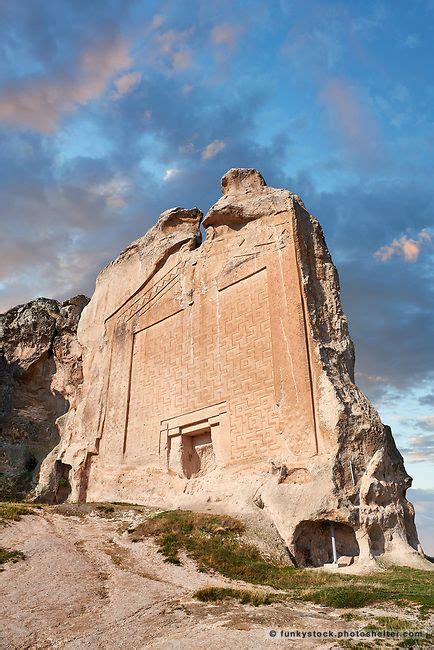 The Ancient City of Yazılıkaya: Explore Hidden Carvings and Majestic Mountains!