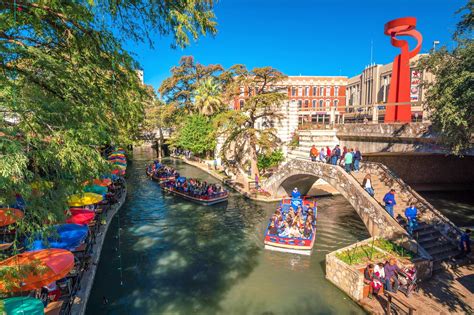 The San Antonio River Walk: A Labyrinth of History, Culture and Culinary Delights!