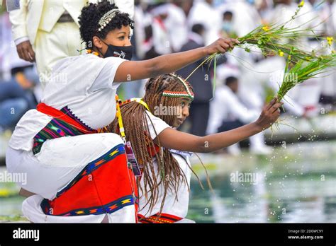 The Irecha Ceremony: A Vibrant Celebration of Thanksgiving and Cultural Heritage!